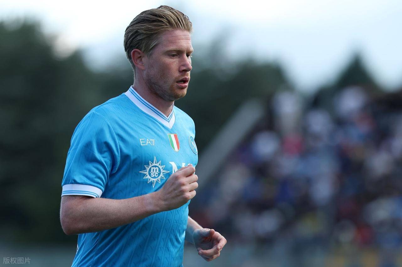 综合体育深度报道 聚焦赛事背后的故事