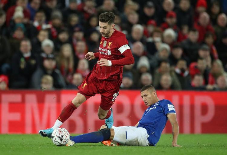 跟队记者：尤文想在夏窗签三至四人，并因此联系卢克曼